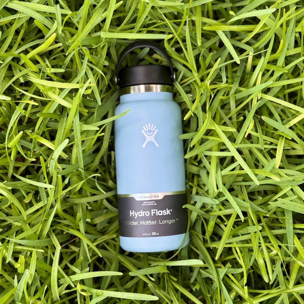 Hydro Flask 32 oz Wide Mouth Water Bottle